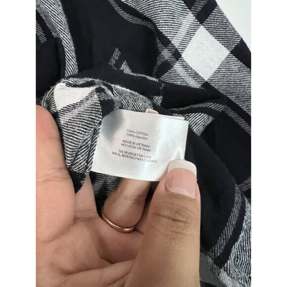 Woolrich Black/White Long Sleeve Button Down Flannel Plaid Warm Thick Size M - Picture 5 of 6